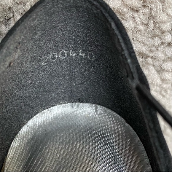 Stuart Weitzman Canvas Crystal Embellishments D'Orsay Pumps size 7 1/2 - Picture 7 of 8